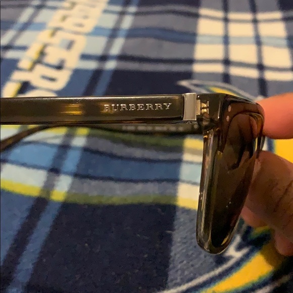 Burberry BE4255F - Alternate Fit sunglasses - Picture 3 of 6